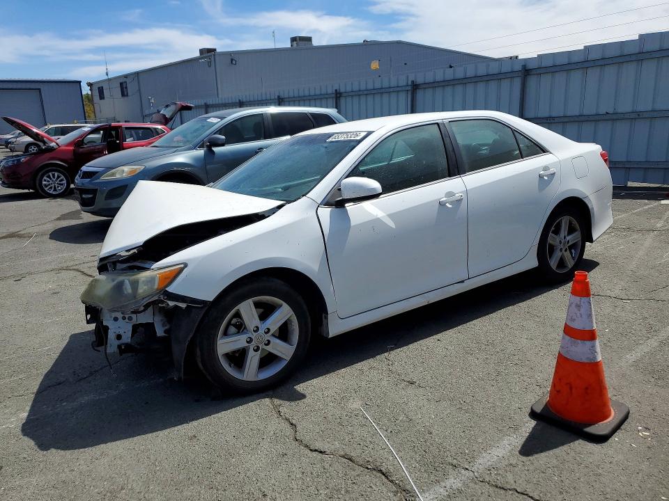 TOYOTA CAMRY 2013 with VIN 4T1BF1FK8DU684019 - Photo from auction