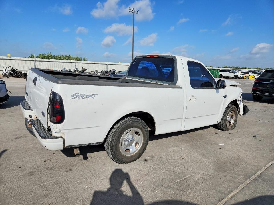 Photo 3 from auction – 2001 FORD F150 with VIN 1FTZF17261NC03837