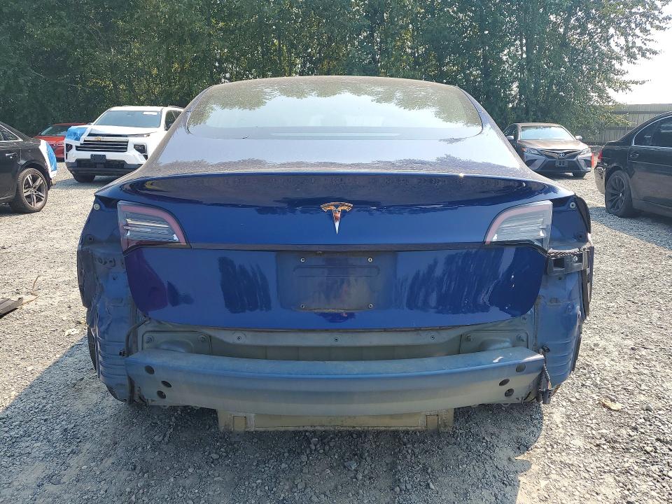 Photo 6 from auction – 2018 TESLA MODEL 3 with VIN 5YJ3E1EA1JF076013