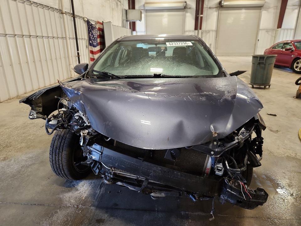 Photo 5 from auction – 2016 TOYOTA COROLLA with VIN 2T1BURHE1GC700580