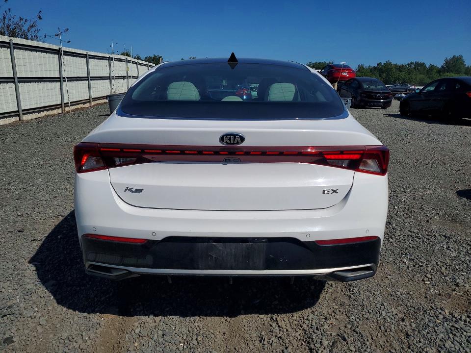 صورة رقم 6 من المزاد - 2021 KIA K5 مع VIN 5XXG34J25MG035005