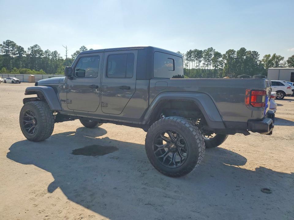 Photo 2 from auction – 2021 JEEP GLADIATOR with VIN 1C6HJTAG1ML536240