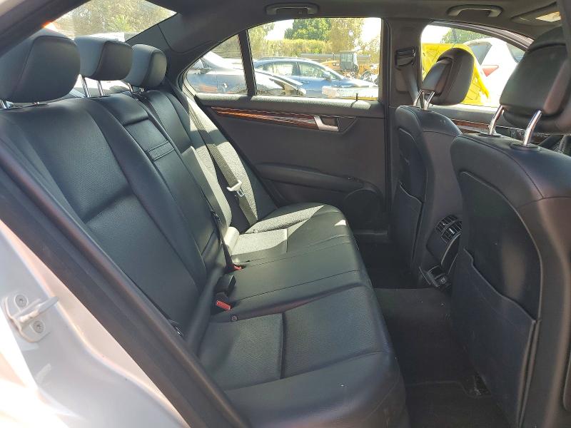 Photo 10 from auction – 2014 MERCEDES-BENZ C with VIN WDDGF4HB3EA954713