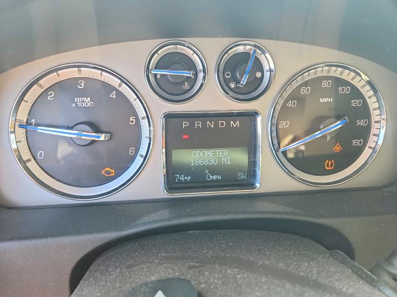 Photo 9 from auction – 2010 CADILLAC ESCALADE with VIN 1GYUKBEF7AR212177