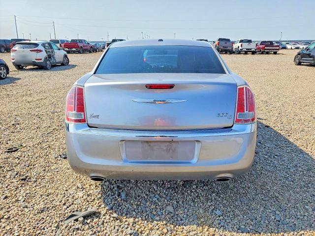 Photo 6 from auction – 2014 CHRYSLER 300C with VIN 2C3CCAEG2EH372852