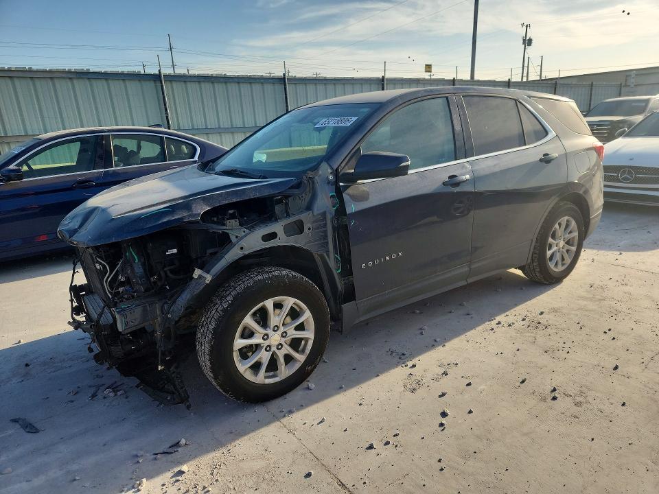 CHEVROLET EQUINOX 2018 with VIN 3GNAXJEV5JS576999 - Photo from auction