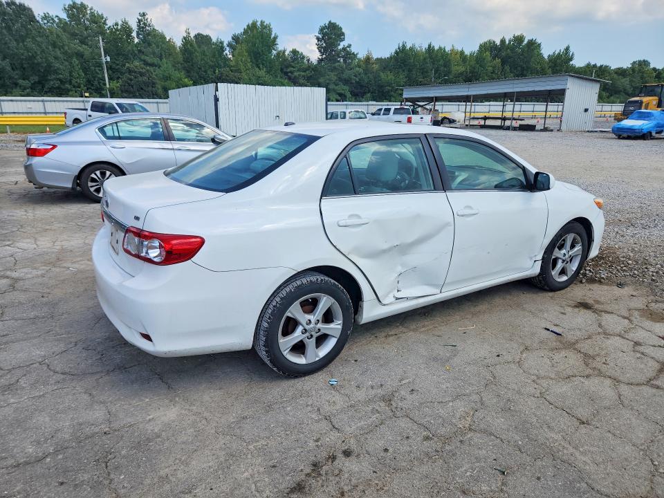 Photo 3 from auction – 2013 TOYOTA COROLLA with VIN 2T1BU4EE7DC974093