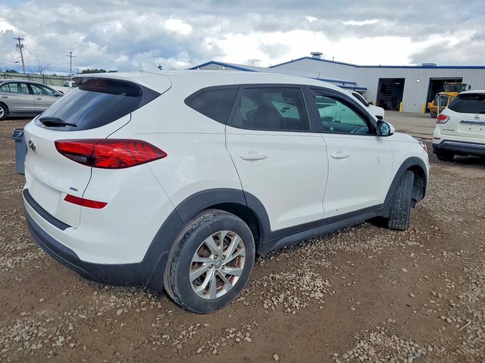 Photo 3 from auction – 2020 HYUNDAI TUCSON with VIN KM8J2CA47LU115382