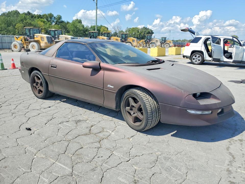 Photo 4 from auction – 1994 CHEVROLET CAMARO with VIN 2G1FP22P0R2136726