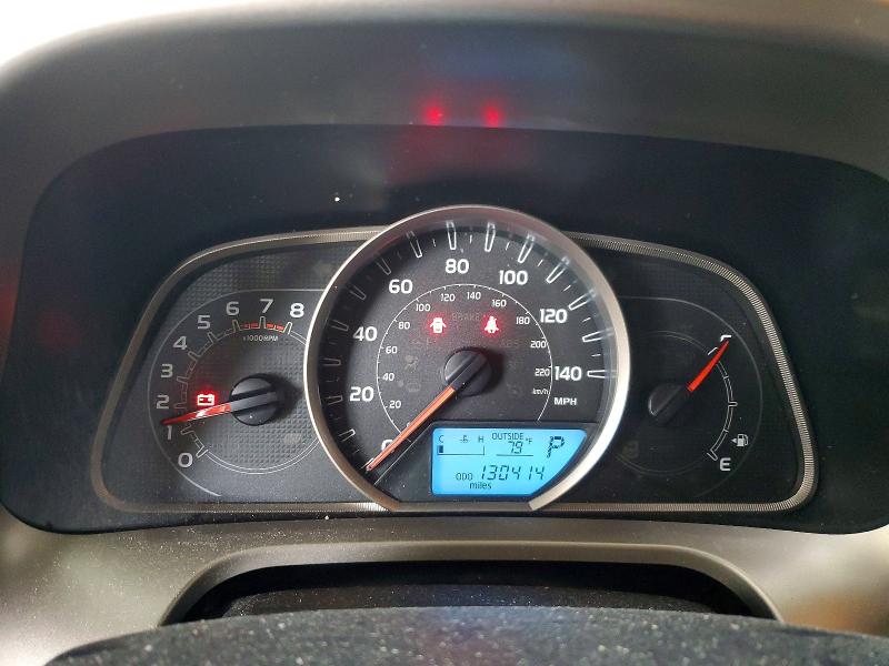 Photo 9 from auction – 2015 TOYOTA RAV4 with VIN JTMBFREV3FJ026062