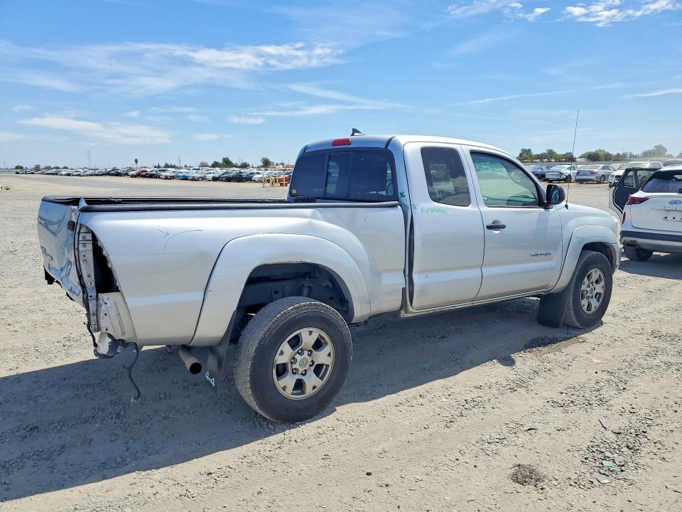 Photo 3 from auction – 2012 TOYOTA TACOMA with VIN 5TFUU4EN8CX037892