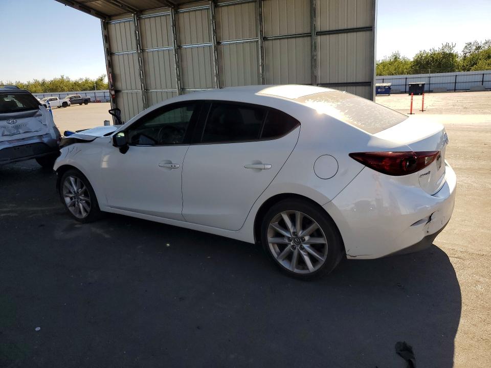 Photo 2 from auction – 2017 MAZDA 3 with VIN 3MZBN1V74HM103210