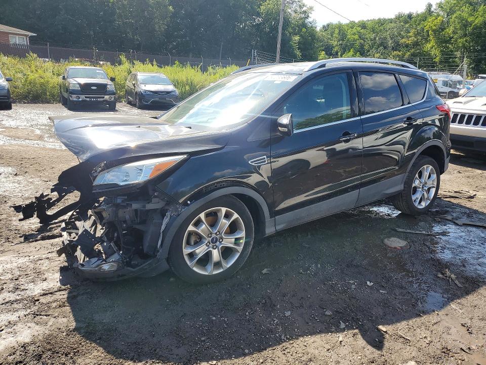 FORD ESCAPE 2015 con VIN 1FMCU9JX8FUC56692 - Foto de la subasta