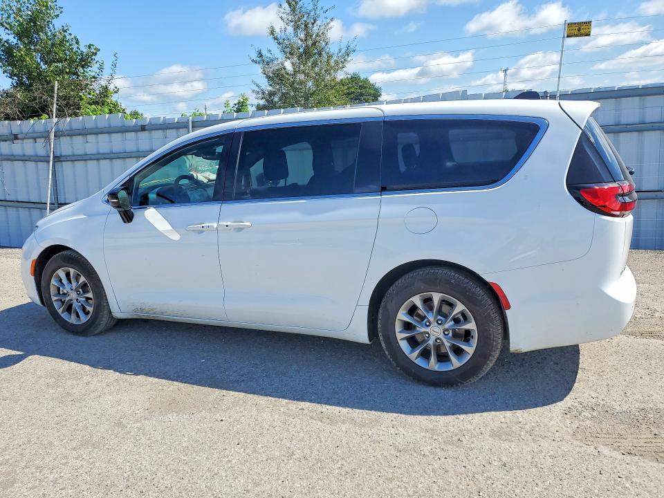 Фото 2 с аукциона – 2026 CHRYSLER PACIFICA с VIN 2C4RC1GG0TR284408