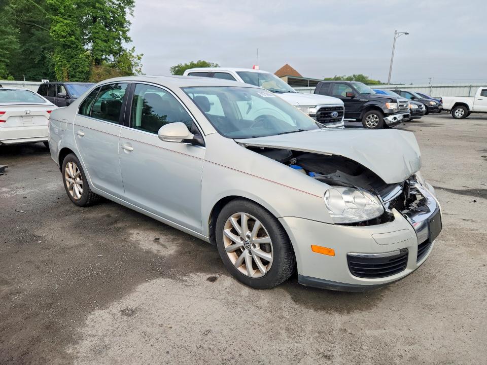 Photo 4 from auction – 2010 VOLKSWAGEN JETTA with VIN 3VWRZ7AJ9AM042255