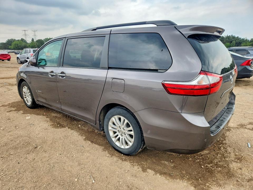 Photo 2 from auction – 2015 TOYOTA SIENNA with VIN 5TDYK3DC6FS568925