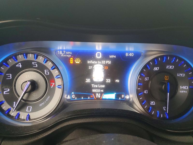 Photo 9 from auction – 2015 CHRYSLER 300 with VIN 2C3CCABG2FH837880