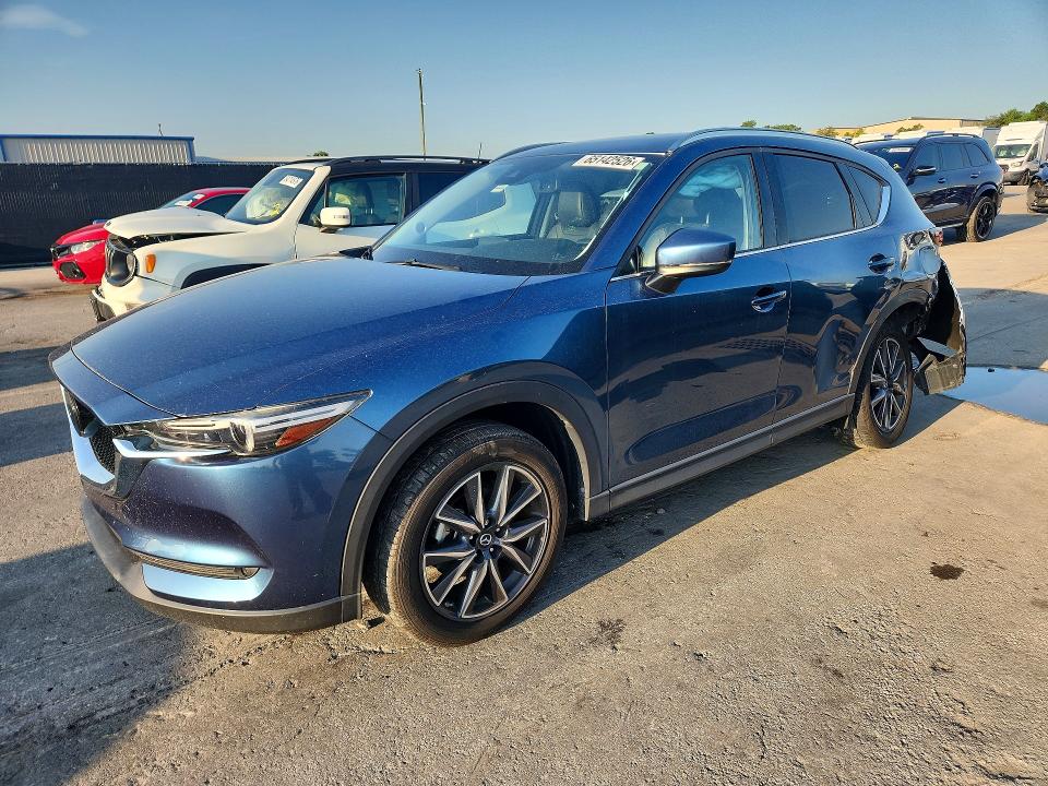 MAZDA CX-5 2018 with VIN JM3KFADM4J1353127 - Photo from auction