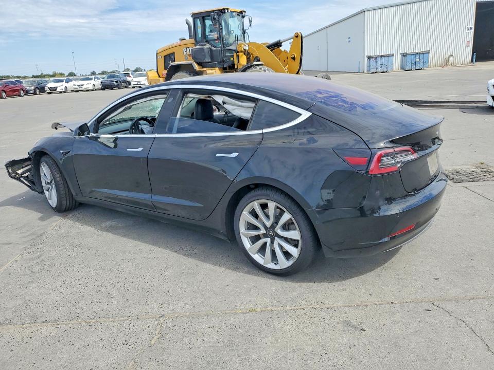 Photo 2 from auction – 2018 TESLA MODEL 3 with VIN 5YJ3E1EB5JF144273