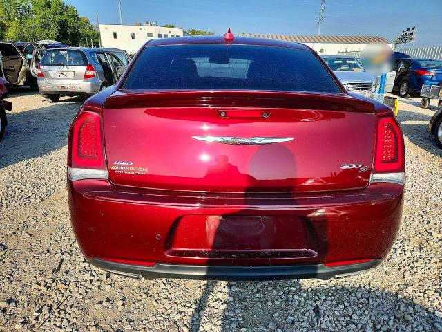 Photo 6 from auction – 2018 CHRYSLER 300 with VIN 2C3CCAGG9JH331092