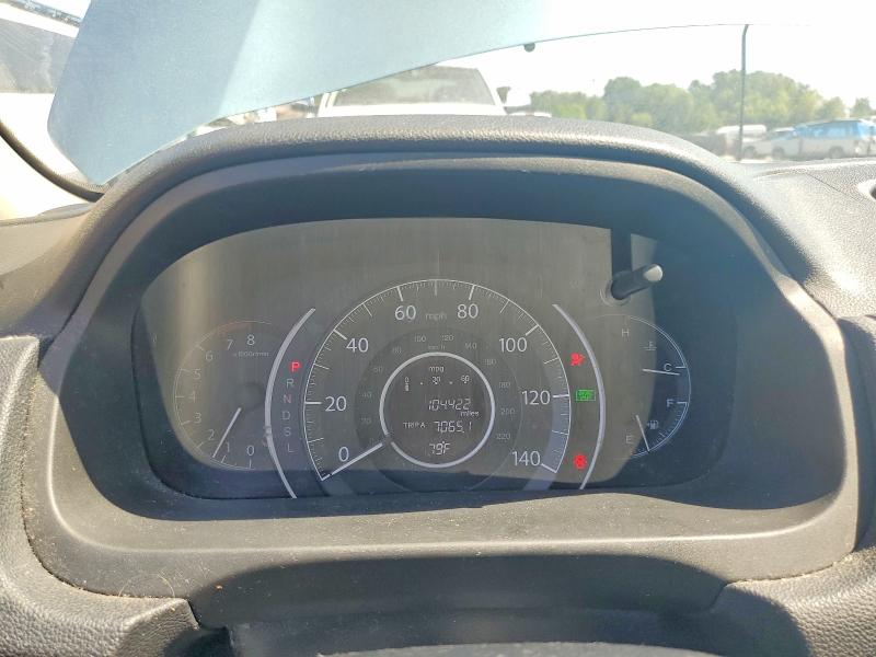 Photo 9 from auction – 2015 HONDA CR-V with VIN 2HKRM4H79FH642653