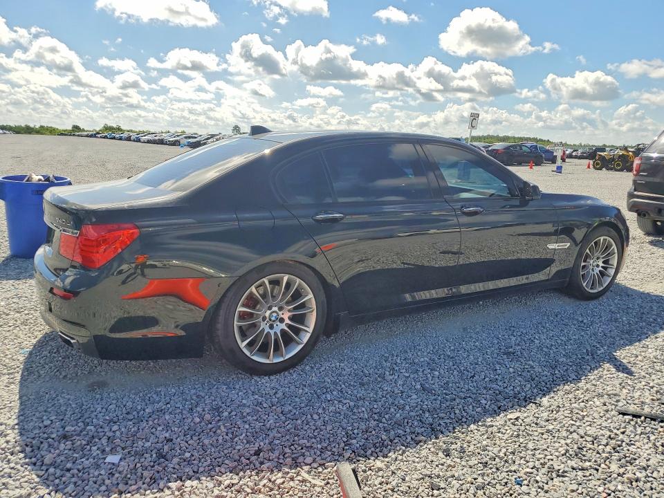 Фото 3 с аукциона – 2012 BMW 740 с VIN WBAKB4C51CC575371