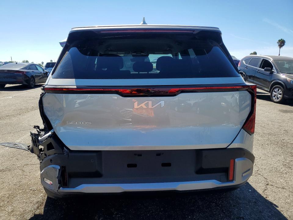 Photo 6 from auction – 2027 KIA SELTOS with VIN KNDEL3D33V7015111