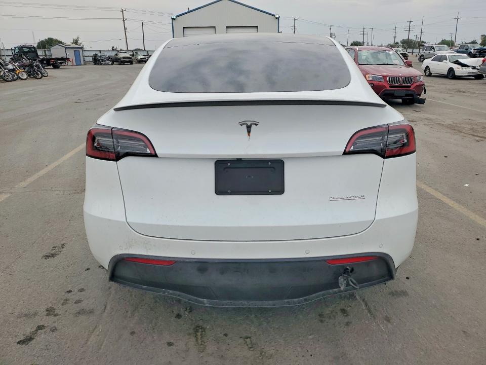 Foto 6 de la subasta – 2022 TESLA MODEL Y con VIN 7SAYGDEFXNF364151