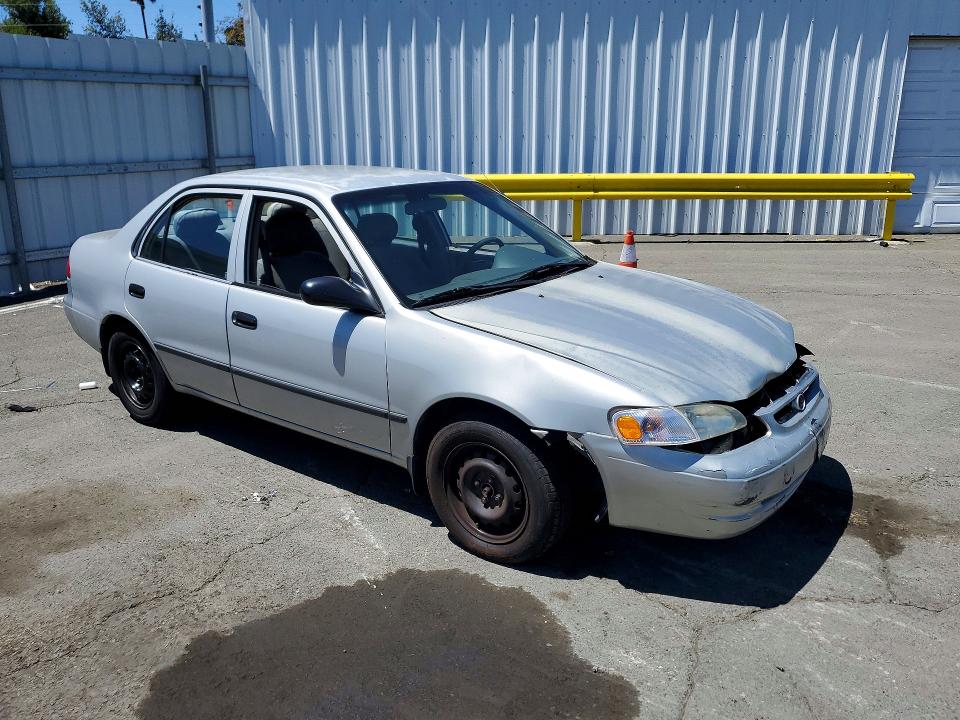 Photo 4 from auction – 2000 TOYOTA COROLLA with VIN 1NXBR12E9YZ330944