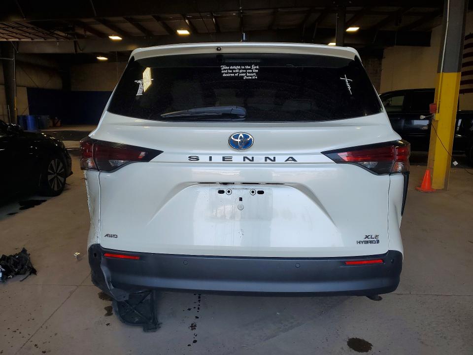 Photo 6 from auction – 2021 TOYOTA SIENNA with VIN 5TDYSKFC7MS005550