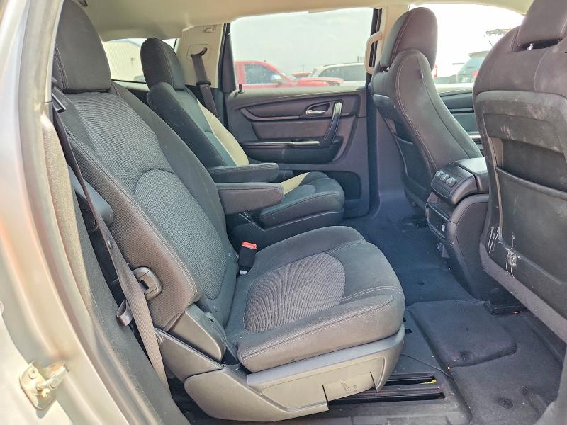 Photo 11 from auction – 2017 CHEVROLET TRAVERSE with VIN 1GNKRGKD1HJ285473