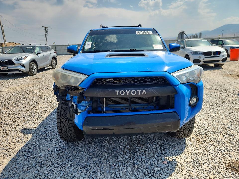 Photo 5 from auction – 2019 TOYOTA 4RUNNER with VIN JTEBU5JR6K5732626