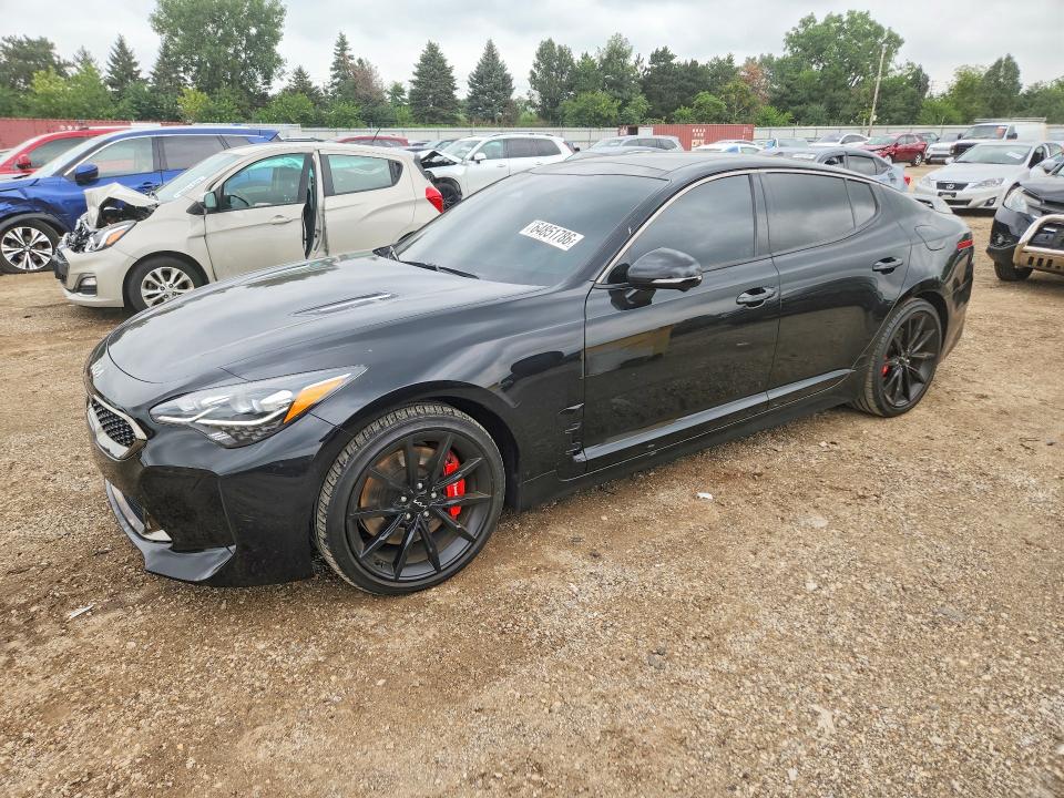 2022 KIA STINGER