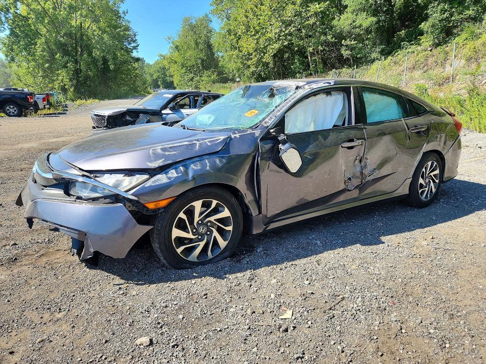 HONDA CIVIC 2017 with VIN 19XFC2F79HE222380 - Photo from auction