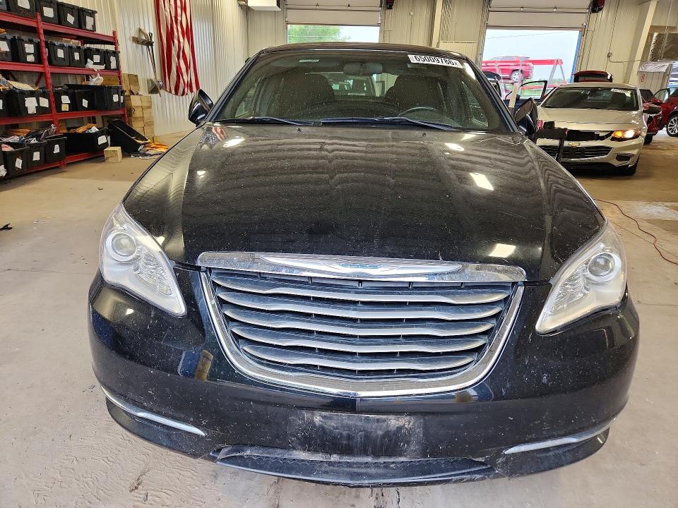 Zdjęcie 5 z aukcji – 2014 CHRYSLER 200 z VIN 1C3CCBBB6EN186589