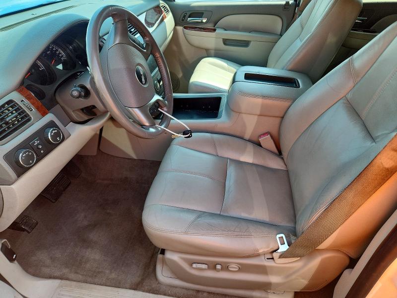 Photo 7 from auction – 2011 GMC YUKON XL with VIN 1GKS2KE36BR398769