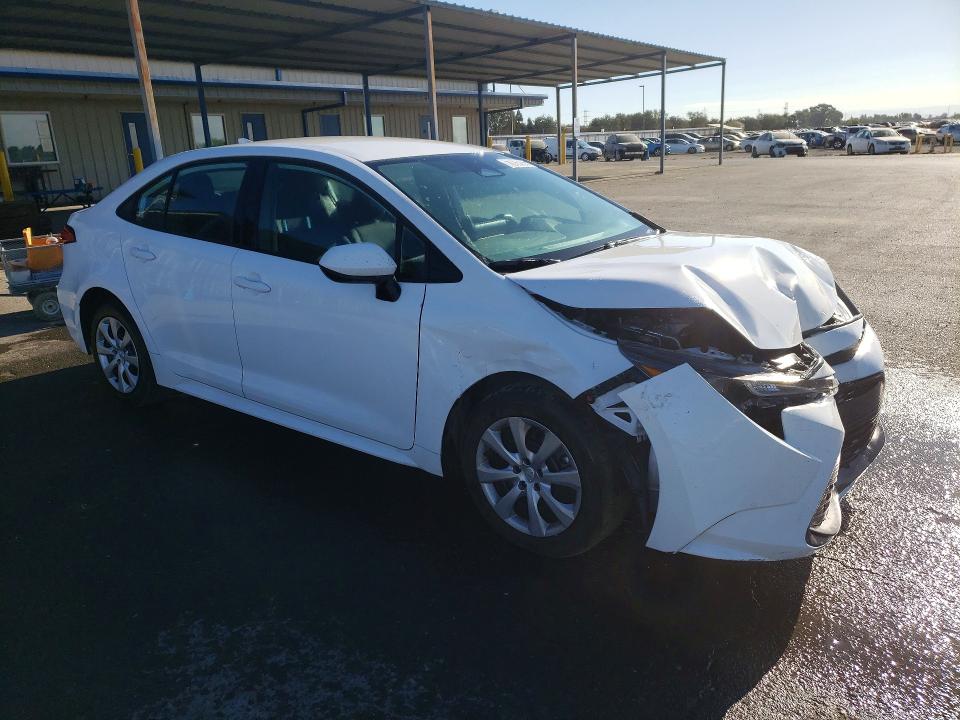Photo 4 from auction – 2026 TOYOTA COROLLA with VIN 5YFB4MDE8TP409500