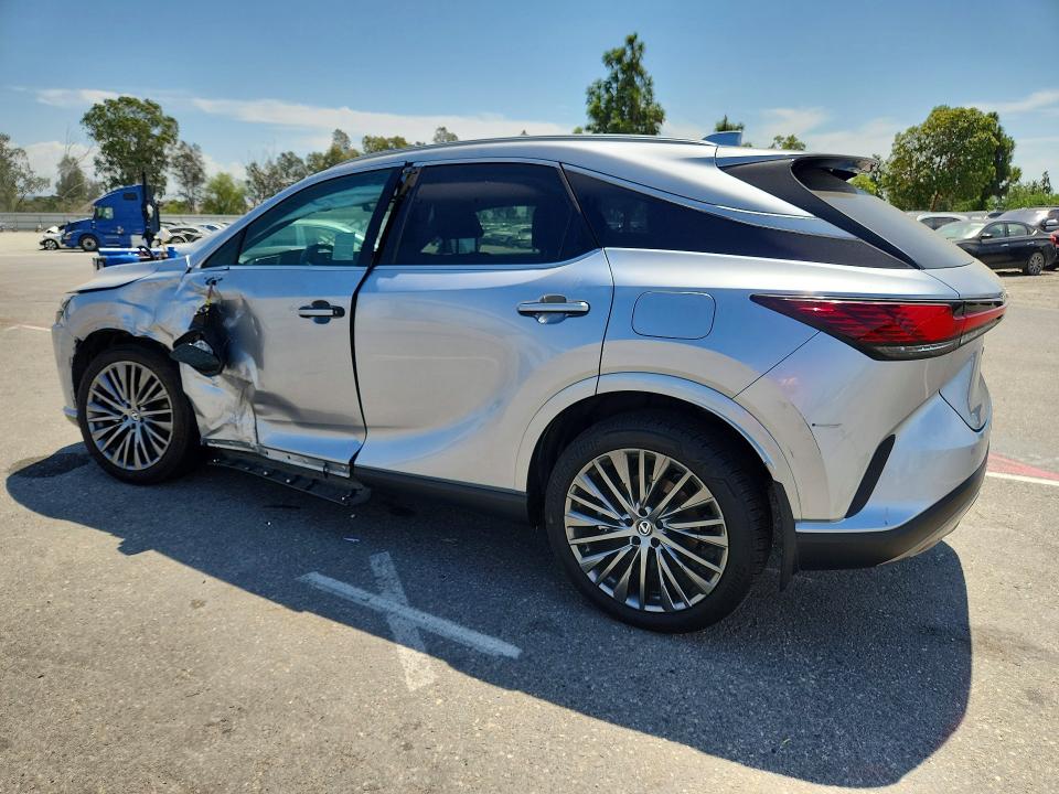 Foto 2 de la subasta – 2024 LEXUS RX 350H con VIN 2T2BBMCA7RC044669