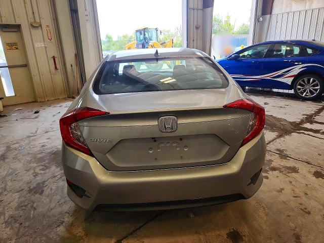 Photo 6 from auction – 2018 HONDA CIVIC with VIN 2HGFC2F76JH550979