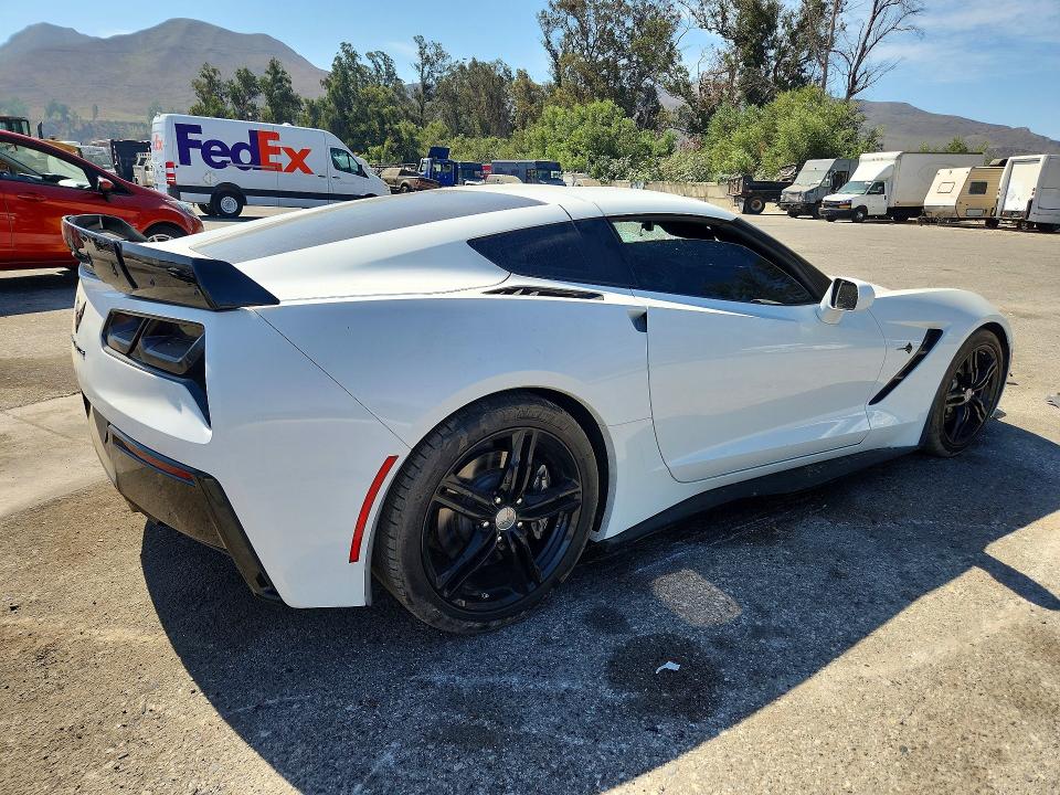 Photo 3 from auction – 2017 CHEVROLET CORVETTE with VIN 1G1YD2D72H5123607
