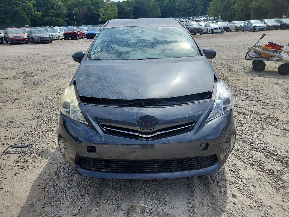 Photo 5 from auction – 2013 TOYOTA PRIUS V with VIN JTDZN3EUXD3227593