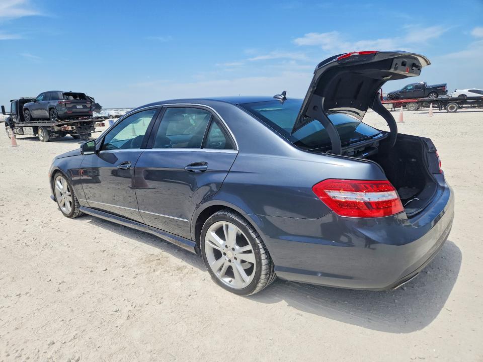 Zdjęcie 2 z aukcji – 2013 MERCEDES-BENZ E z VIN WDDHF5KB6DA731633