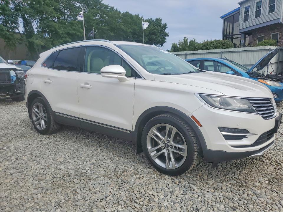 Photo 4 from auction – 2015 LINCOLN MKC with VIN 5LMTJ2AH6FUJ03671