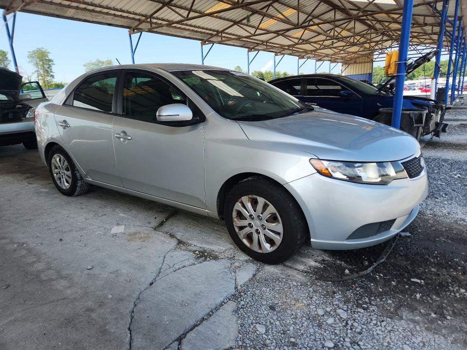 Photo 4 from auction – 2013 KIA FORTE with VIN KNAFU4A20D5647090