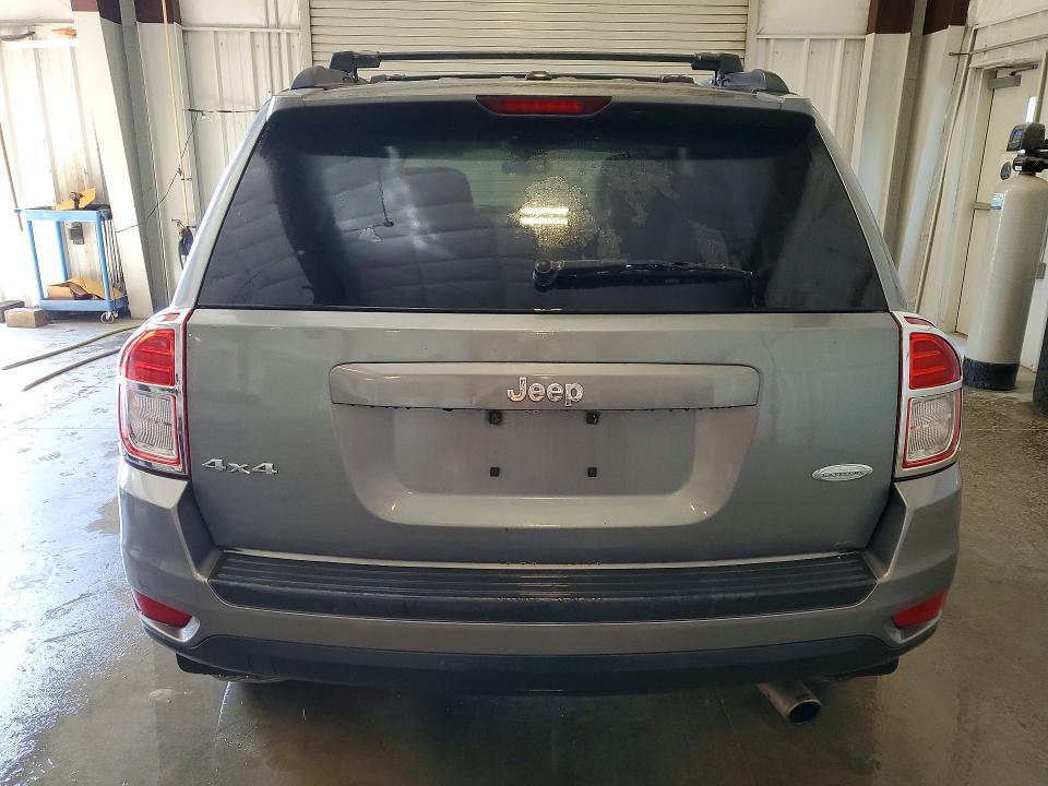 Photo 6 from auction – 2013 JEEP COMPASS with VIN 1C4NJDEB5DD190316