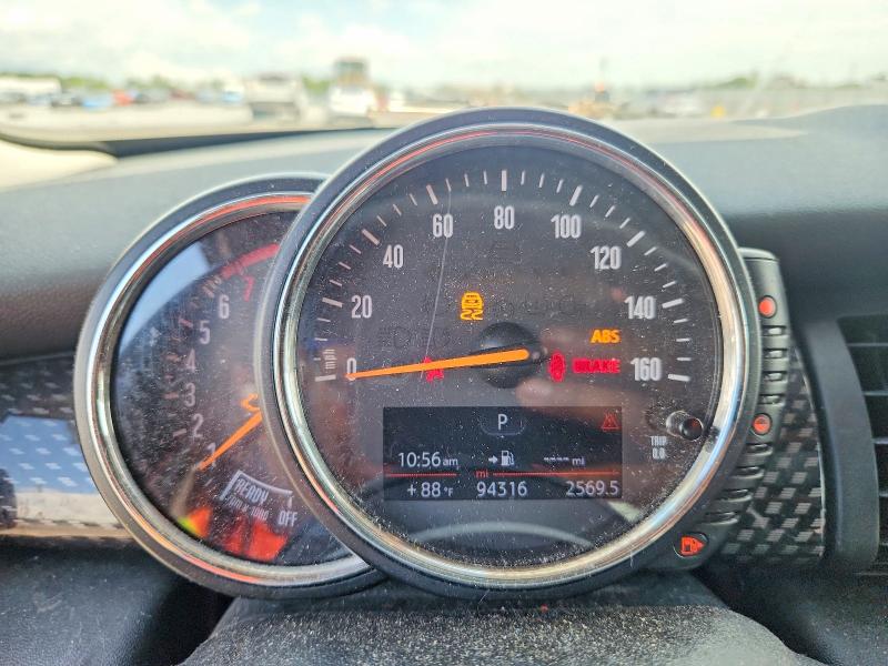 Photo 9 from auction – 2015 MINI COOPER with VIN WMWXU3C54F2B56342