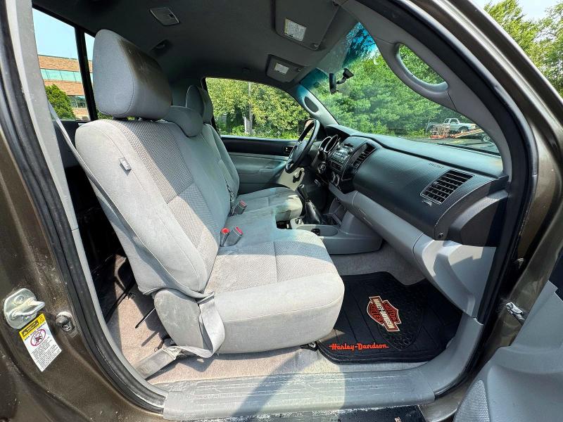 Снимка 8 от търг – 2009 TOYOTA TACOMA с VIN 5TENX22N49Z605075