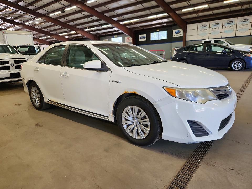 Photo 4 from auction – 2012 TOYOTA CAMRY HYBRID with VIN 4T1BD1FK0CU033617