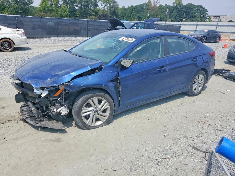 HYUNDAI ELANTRA 2020 с VIN 5NPD84LFXLH557880 - Снимка от търг