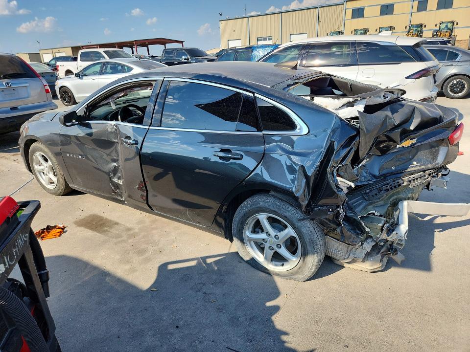 Photo 2 from auction – 2017 CHEVROLET MALIBU with VIN 1G1ZB5ST3HF162048